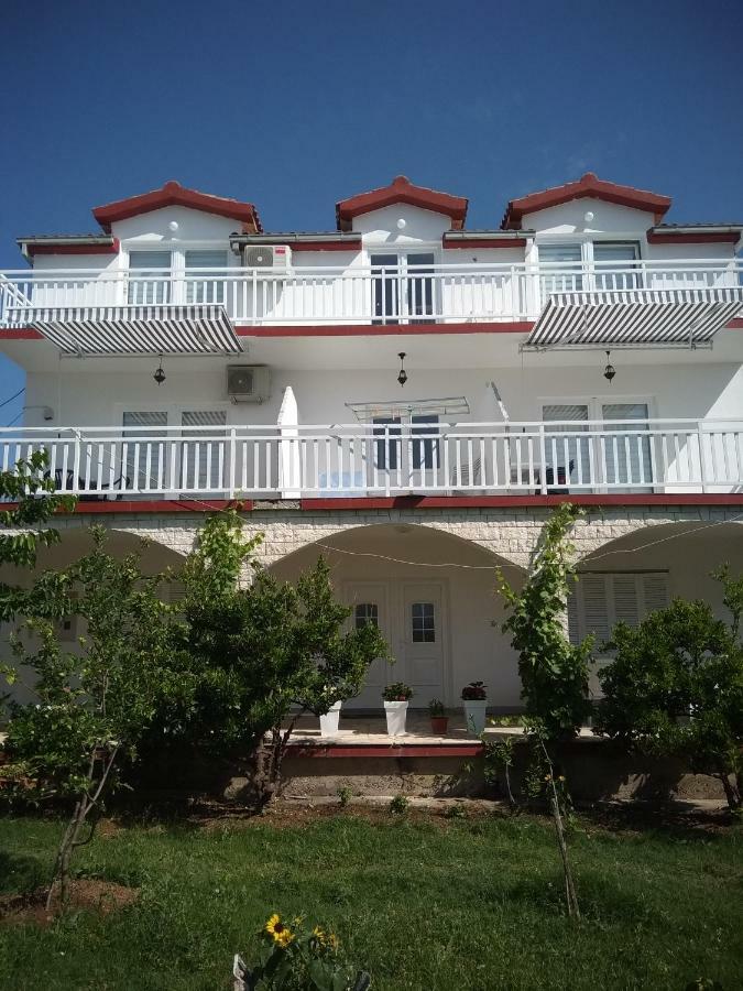 Apartmant Sucic Kastela Luaran gambar