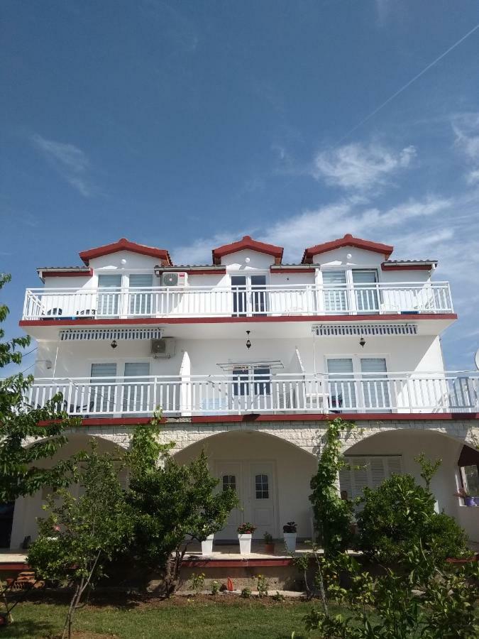 Apartmant Sucic Kastela Luaran gambar
