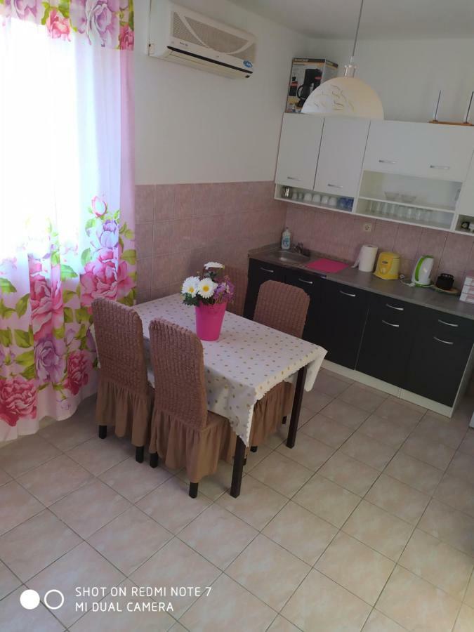 Apartmant Sucic Kastela Luaran gambar